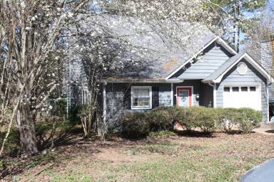 Main picture of 180 Lea Ct