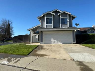 Main picture of 3401 Saxonville Way