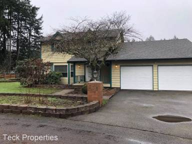 Main picture of 305 Ebony Ct SE