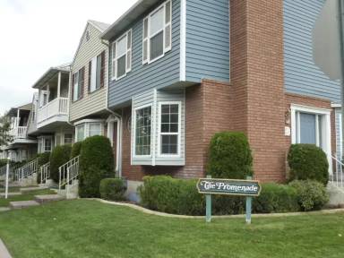 Main picture of 888 E 820 N