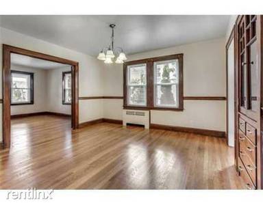 Main picture of 10 Westminster Ave