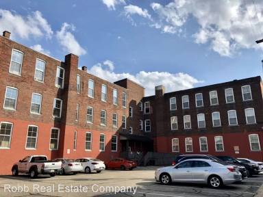 Main picture of Carriage Hill East Apartments and Townhomes