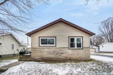 Main picture of 1009 N Merrifield Ave