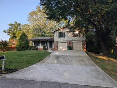 Main picture of 2322 Chevy Chase Ln