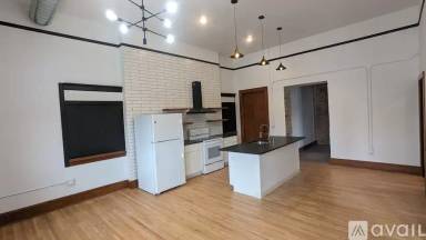 Main picture of 200 Dayton St