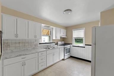 Main picture of 7125 Theodore Ave