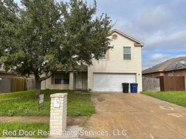 Main picture of 3916 Thunderbird Ave