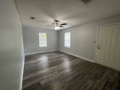 Main picture of 914 Wpa Rd