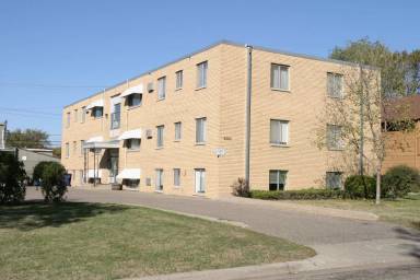 Main picture of 6532 Oliver Ave S