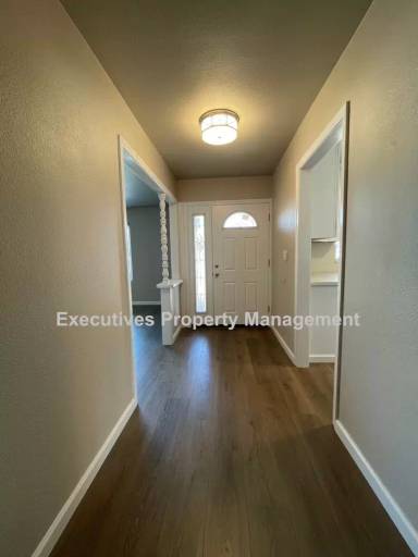 Main picture of 140 Juniper Ave