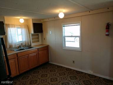 Main picture of 1600 3rd St W