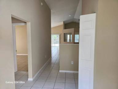 Main picture of 2510 5th Ct E