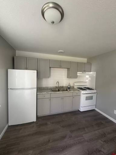 Main picture of 186 Bernower Ave SW