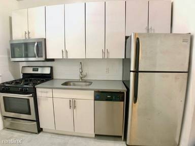 Main picture of 690 Fort Washington