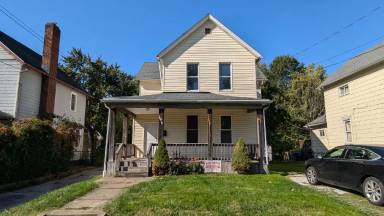 Main picture of 656 Kling St