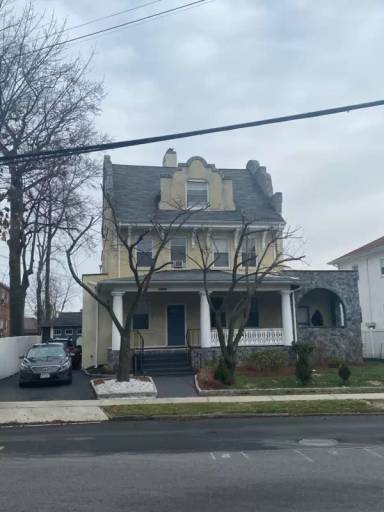 Main picture of 473 Webster Ave
