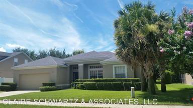 Main picture of 350 Lake Amberleigh Dr