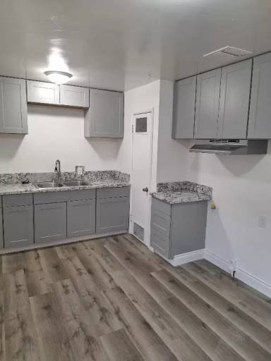 Main picture of 2040 N Cedar Ave