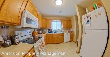Main picture of 512 Highland Ridge Dr