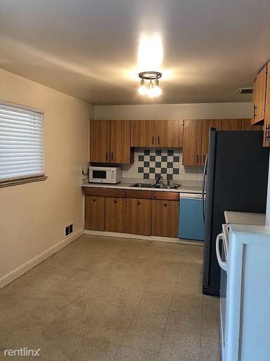 Main picture of 3188 Racine St