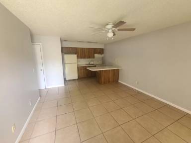 Main picture of 2901 SE 50th Ct