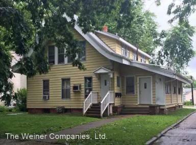 Main picture of 812 W Main St