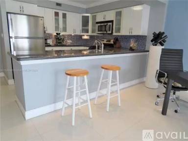 Main picture of 5701 Collins Ave