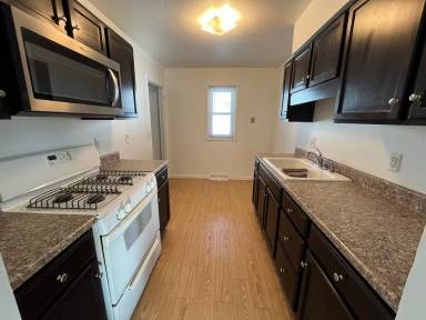 Main picture of 213 45th St