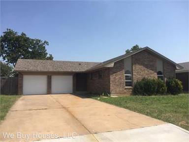 Main picture of 912 Eagle Dr