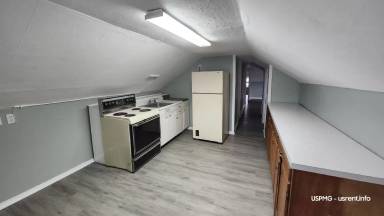 Main picture of 904 Hayes Ave