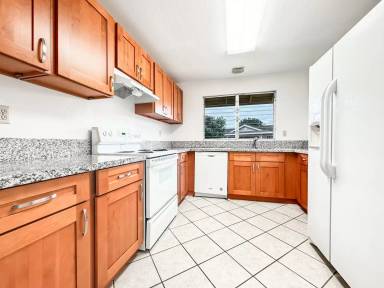 Main picture of 94-250 Ihuanu Pl