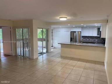 Main picture of 8810 SW 123rd Ct