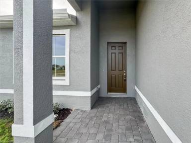 Main picture of 4230 NW 32nd Ln