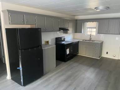 Main picture of 1722 Louise Dr SE