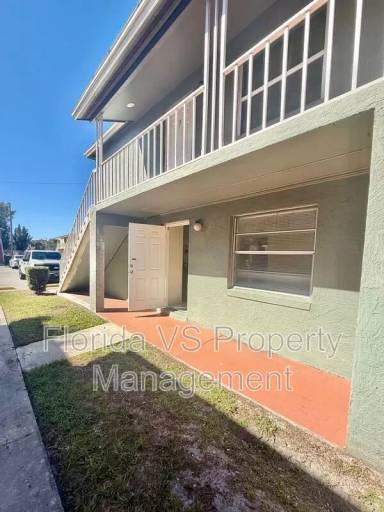 Main picture of 711 Michigan Ct