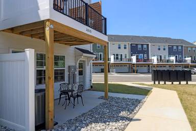 Main picture of 2207 Leeham St