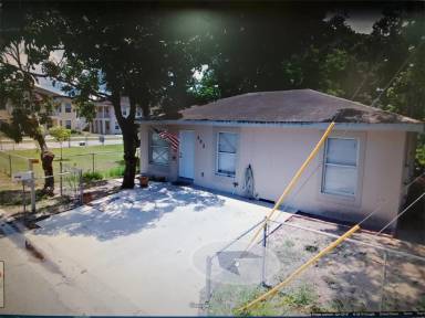 Main picture of 505 12th Ave W