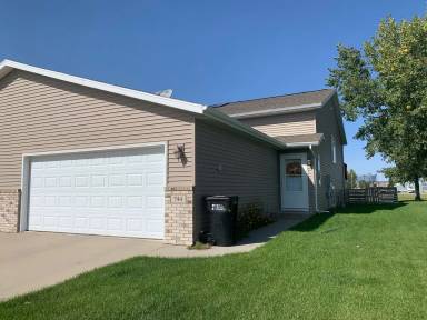 Main picture of 744 34th Ave W