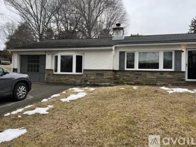 Main picture of 15 S Garden Cir
