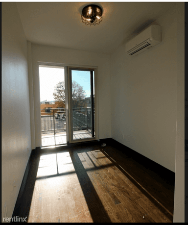 Main picture of 340 Irving Ave