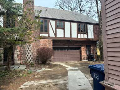 Main picture of 96 Crescent Ave