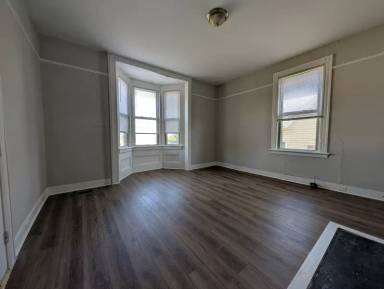 Main picture of 809 Wise St