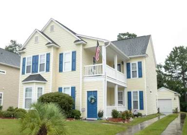 Main picture of 421 Emerson Dr