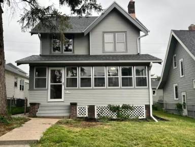 Main picture of 3021 S 33rd St