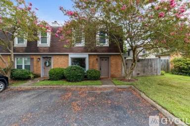 Main picture of 420 Julie Dr