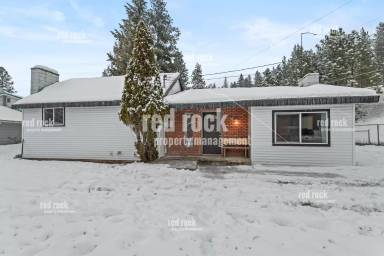 Main picture of 1727 E Elm Ave