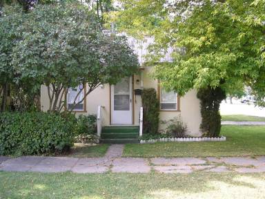 Main picture of 394 6th Avenue East N
