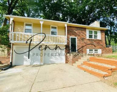 Main picture of 1415 N Cloverdale Ct