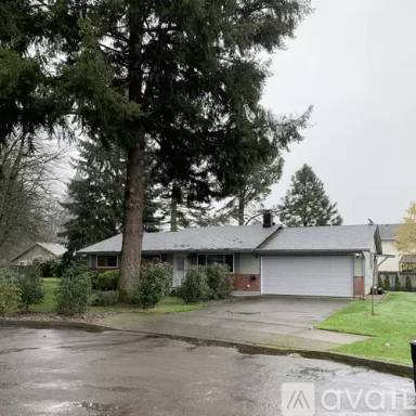 Main picture of 13919 NE 79th St