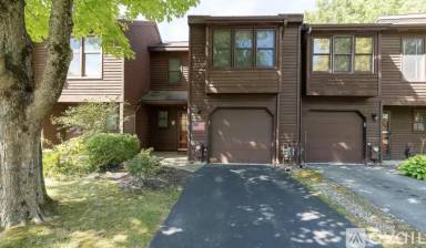 Main picture of 238 Woodscape Dr